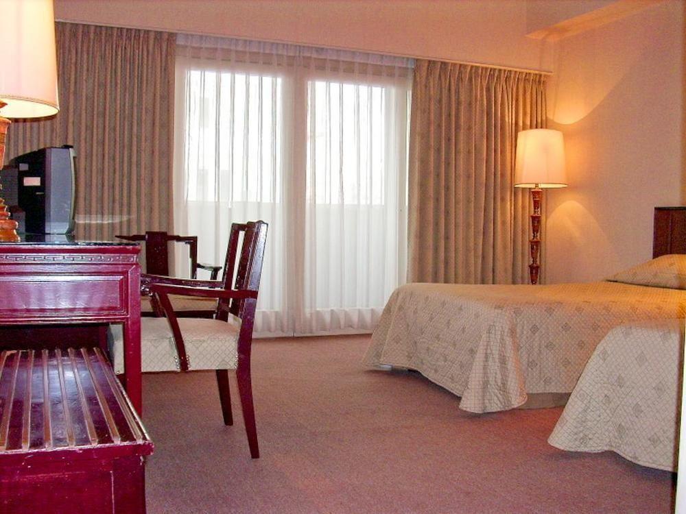 First Hotel Тайбэй Экстерьер фото