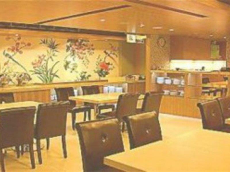 First Hotel Тайбэй Ресторан фото