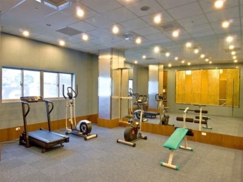 First Hotel Тайбэй Экстерьер фото