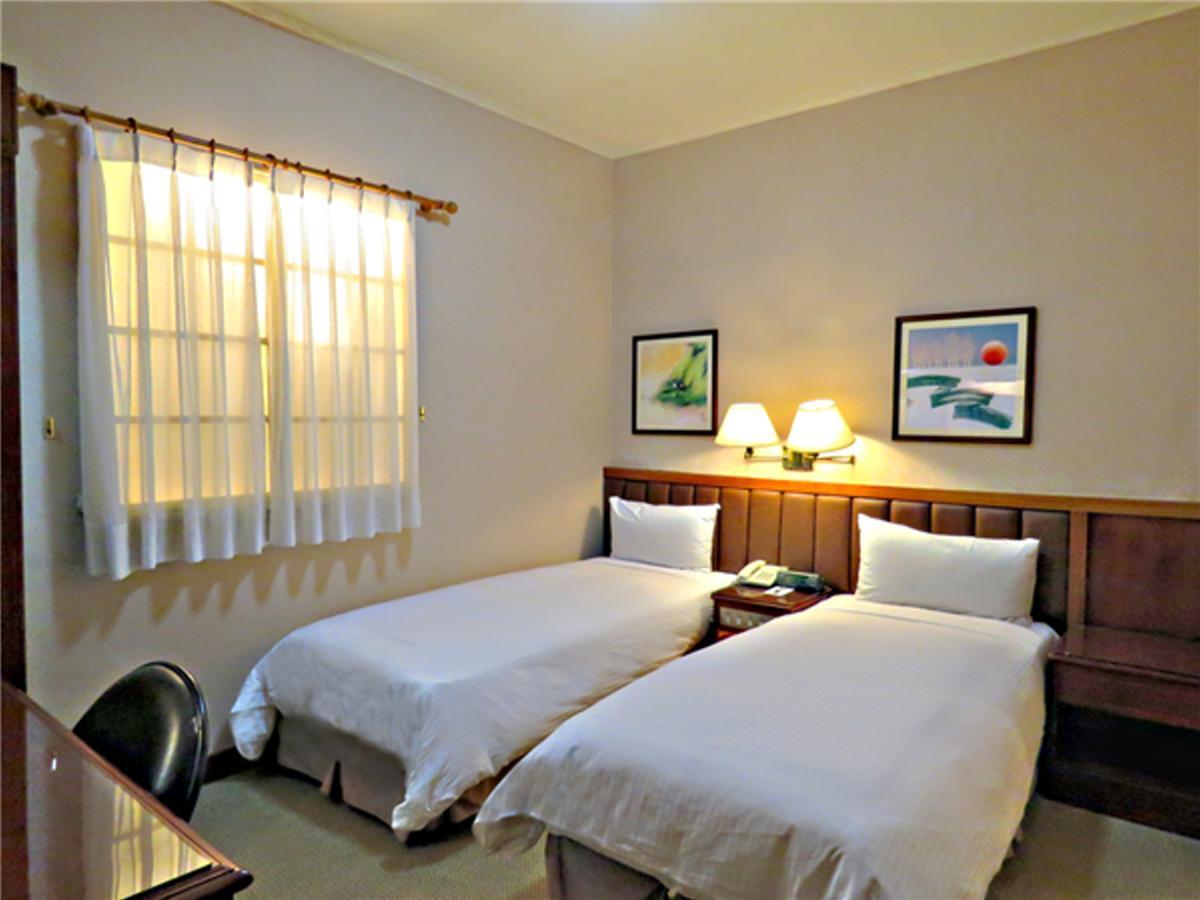 First Hotel Тайбэй Экстерьер фото