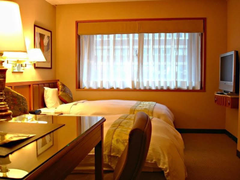 First Hotel Тайбэй Экстерьер фото