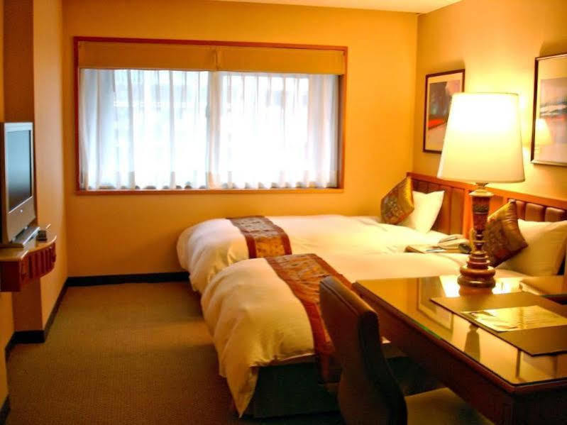First Hotel Тайбэй Экстерьер фото