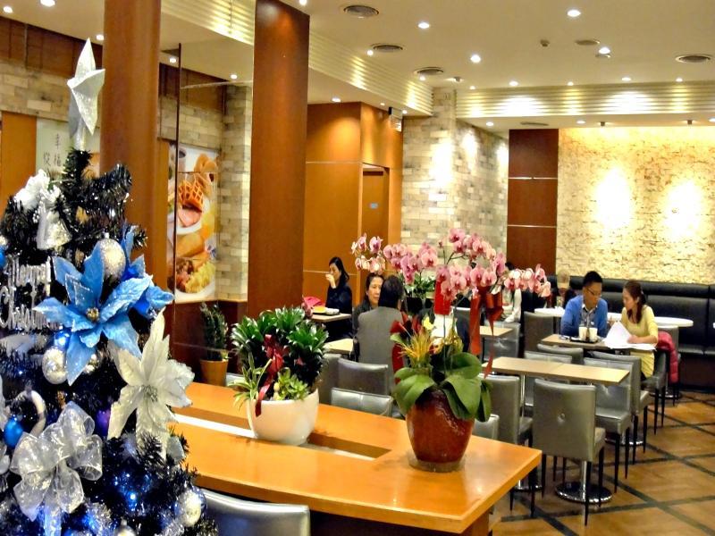 First Hotel Тайбэй Экстерьер фото