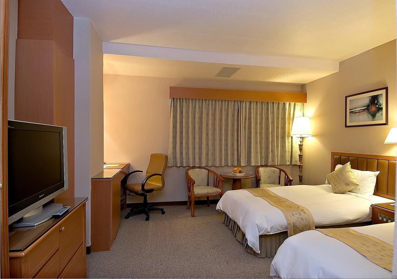First Hotel Тайбэй Экстерьер фото