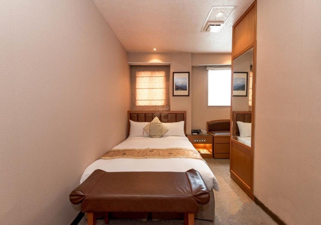 First Hotel Тайбэй Экстерьер фото