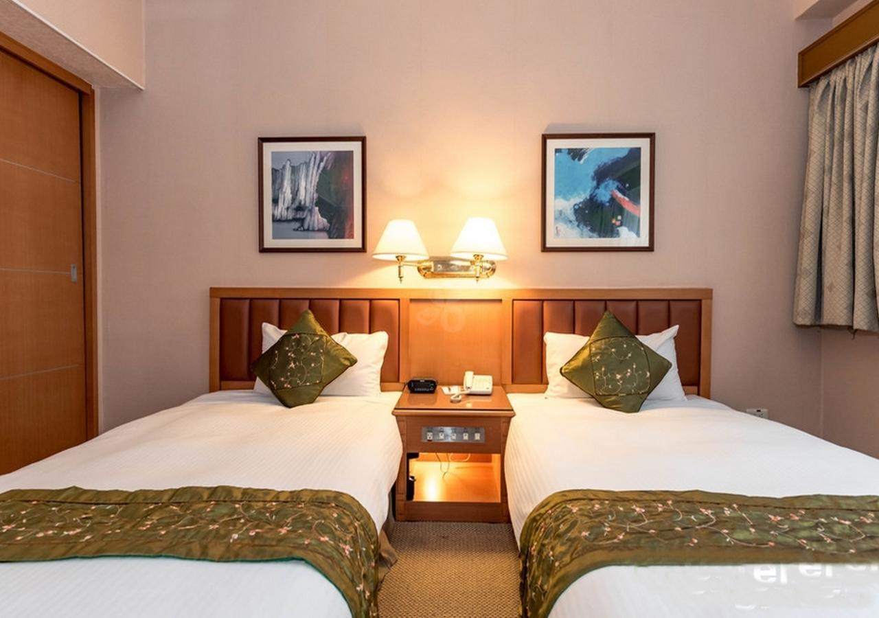 First Hotel Тайбэй Экстерьер фото